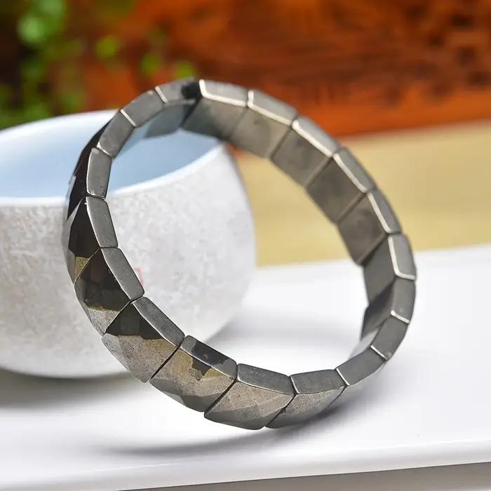 1 bracelet à facettes en pyrite naturelle