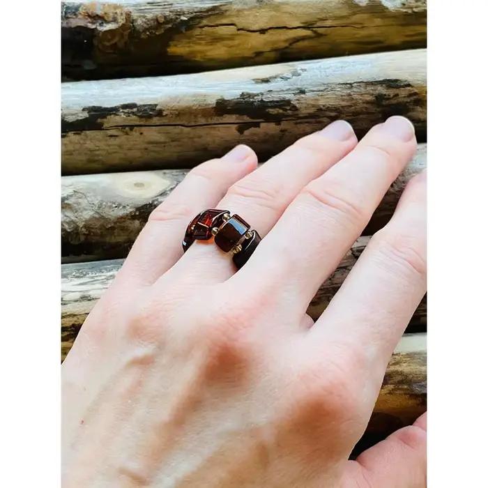 Bague en ambre avec fil élastique réglable pour femme