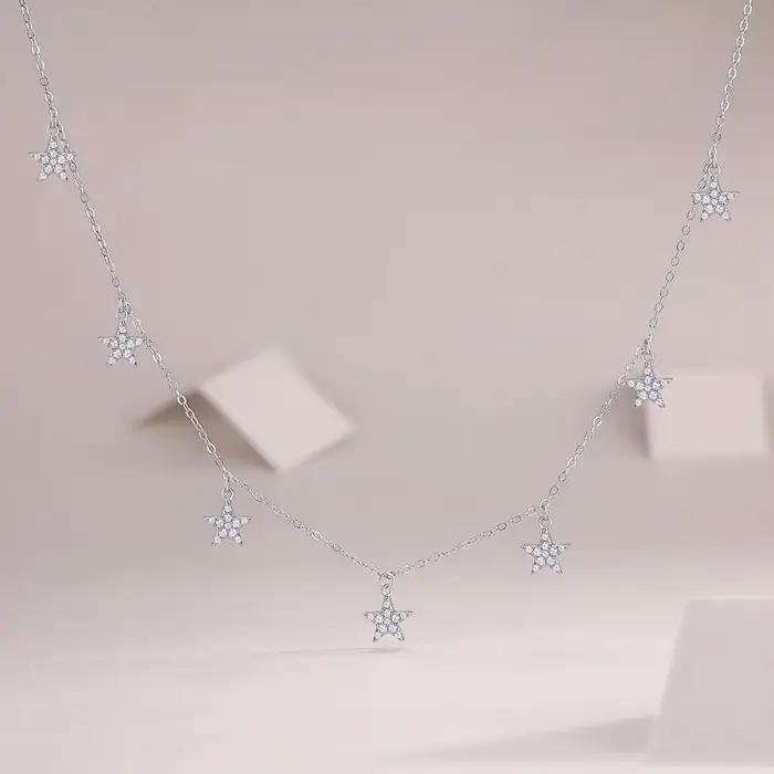 Collier Moissanite en Argent Sterling 925 avec Pendentif Étoile Plaqué Or Blanc Bijoux Fins Occasions Spéciales Femme
