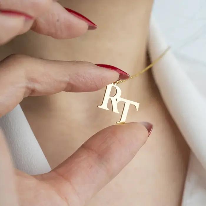 Collier de nom personnalisé avec deux lettres pour filles