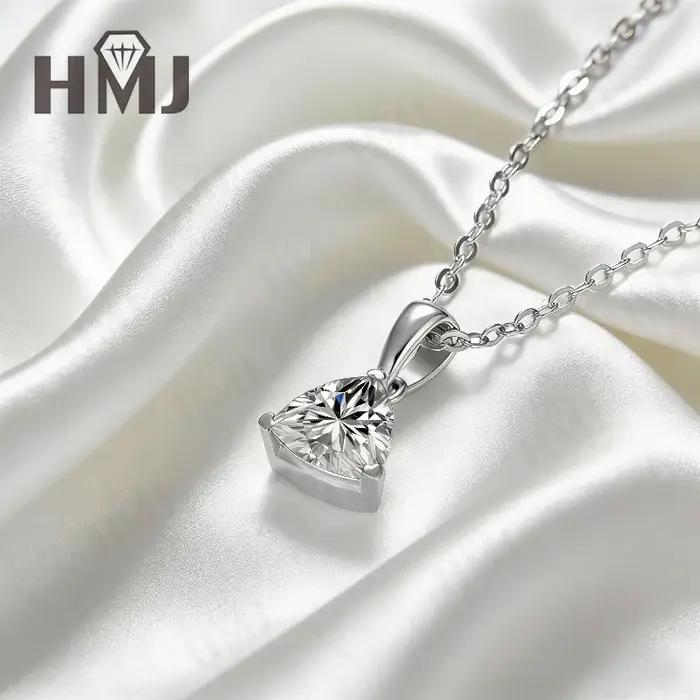 Collier en moissanite véritable taille trillon 1