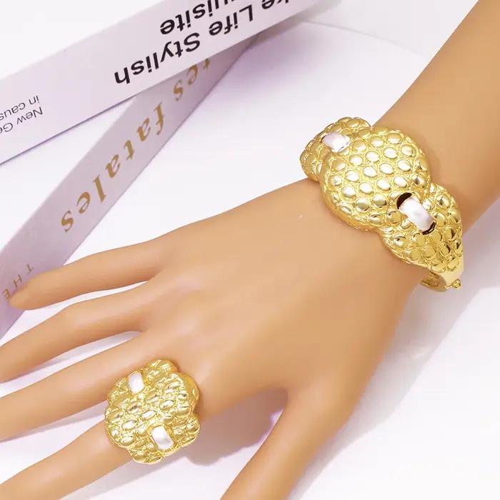 GZJPEI mode femmes ensemble de bijoux vente chaude brésilien couleur or grands