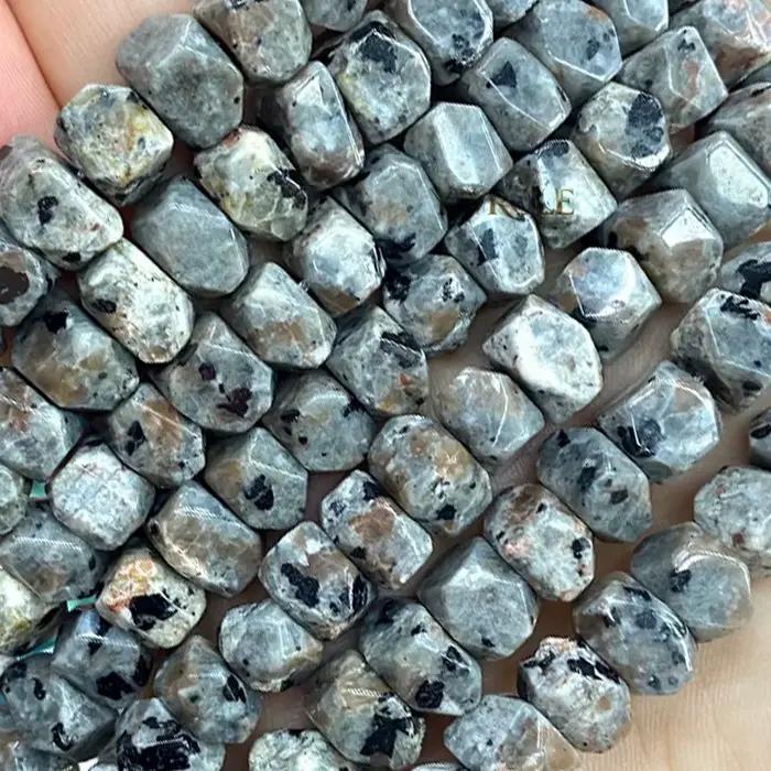 Pierre naturelle irrégulière Lapis Lazuli