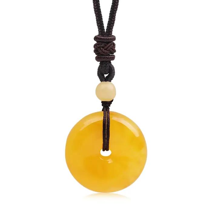 Pendentif en ambre naturel et cire d'abeille collier unisexe punk pour homme et femme cadeau anniversaire occasion spéciale