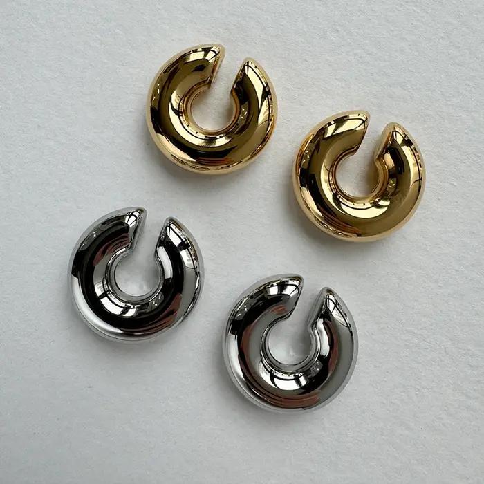 Boucles d'oreilles clip élégantes en or rose plaquées argent pour femmes, style moderne et confortable pour toutes les occasions