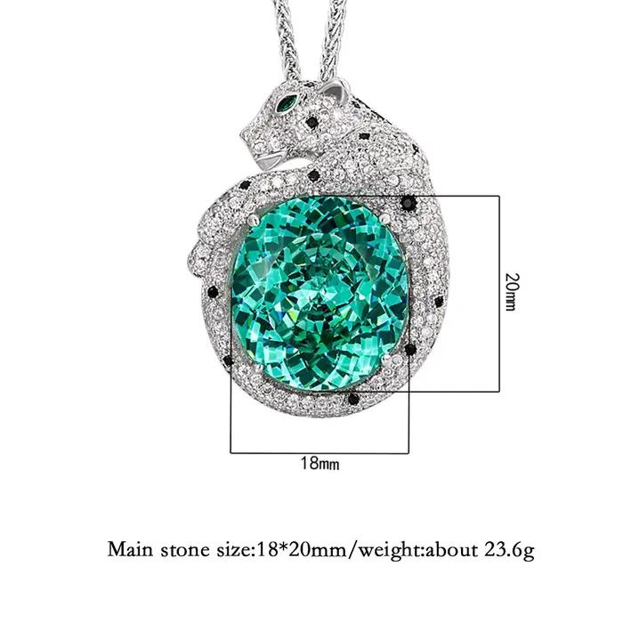 Colliers de luxe rétro avec pendentif léopard Tourmaline verte pour femmes