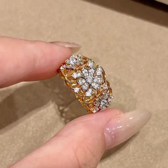 Bagues de luxe légères et ajourées avec motif floral et zirconium pour femmes occasions spéciales mariage soirée de gala