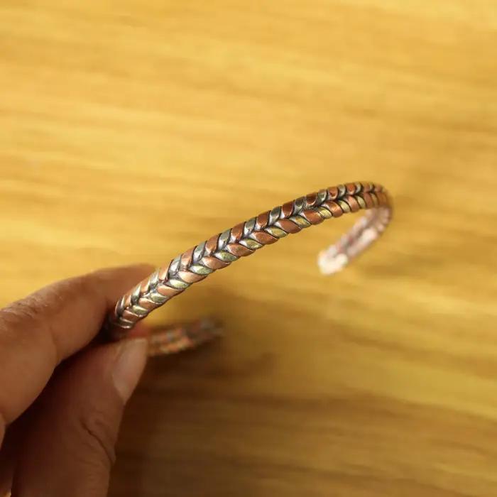 Bijoux du népal faits à la main tibétains 3 couleurs cuivre métal tressé dos ouvert Bracelet réglable