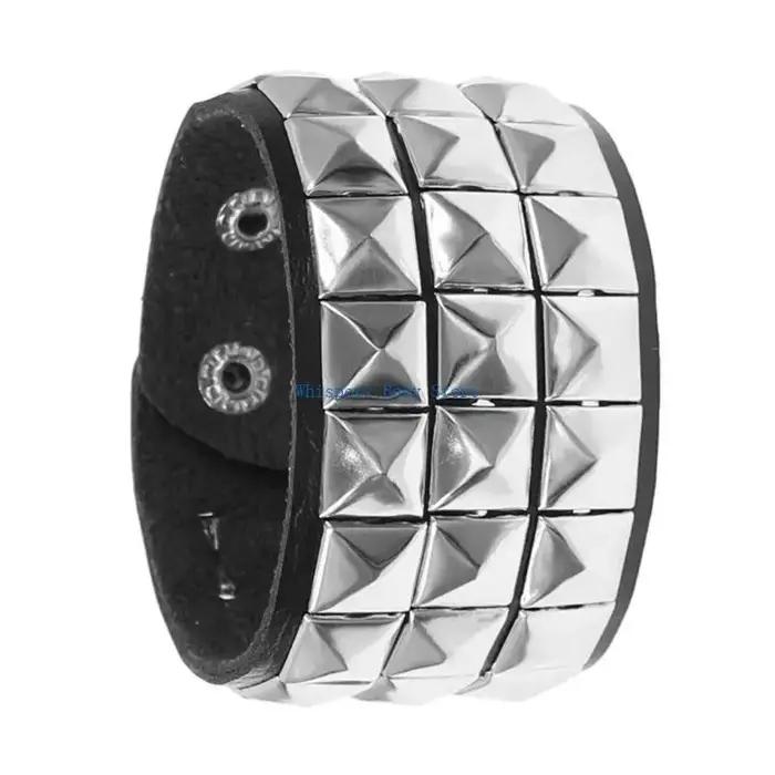 Bracelet punk en U90E avec des goujons carrés Bracelet en texture