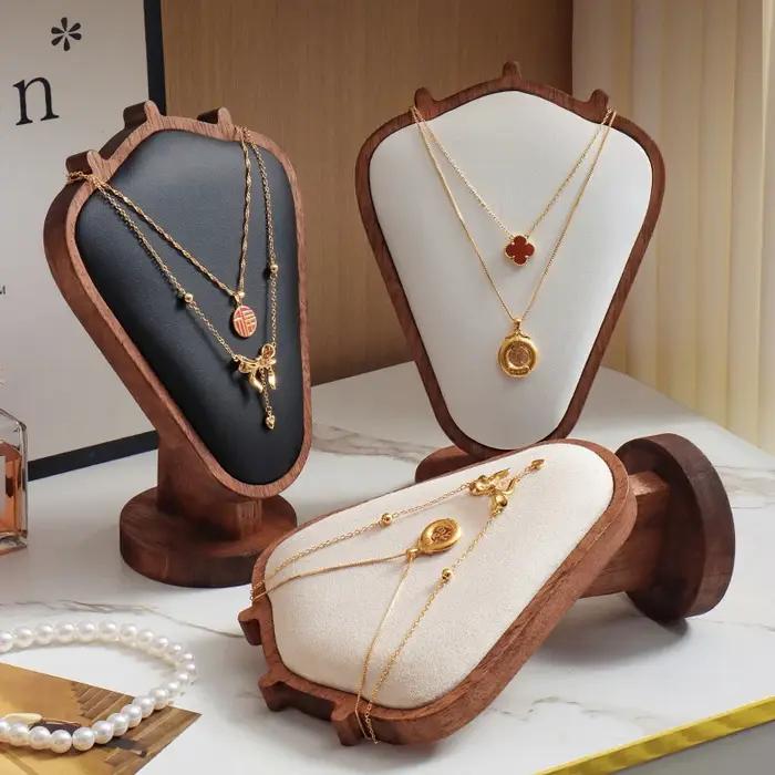 Présentoir à bijoux en bois exquis pour femmes avec suspension de colliers et velours intérieur beige noir multi occasions spéciales