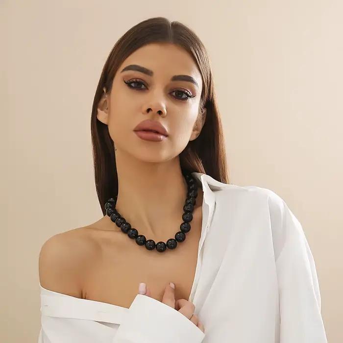Collier Kpop Mode Grand Lisse Noir Rouge Perles Rondes Acrylique Tour De Cou Bijoux Sur Le Collier Occasions Spéciales