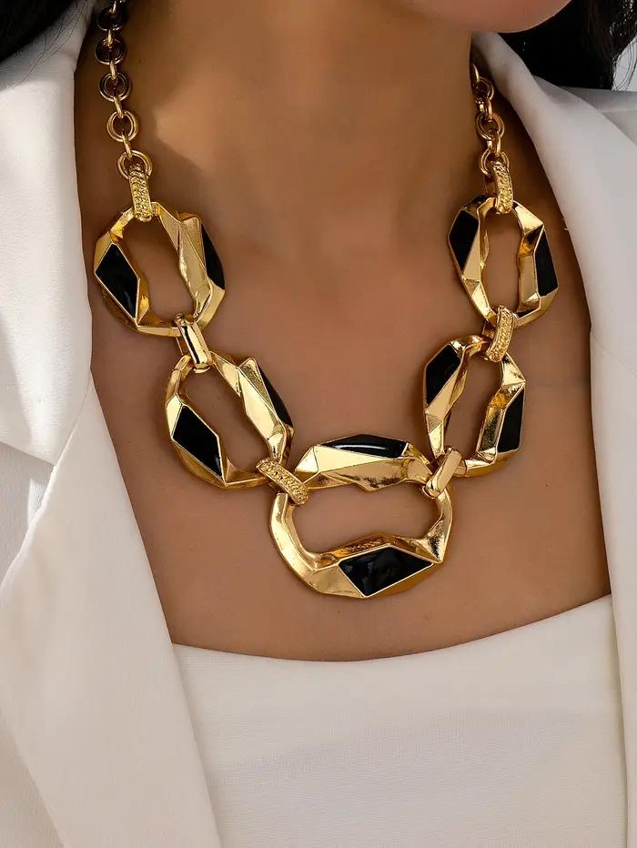 Collier géométrique en alliage de zinc pour femmes styles rock et hiphop occasions spéciales concerts et soirées