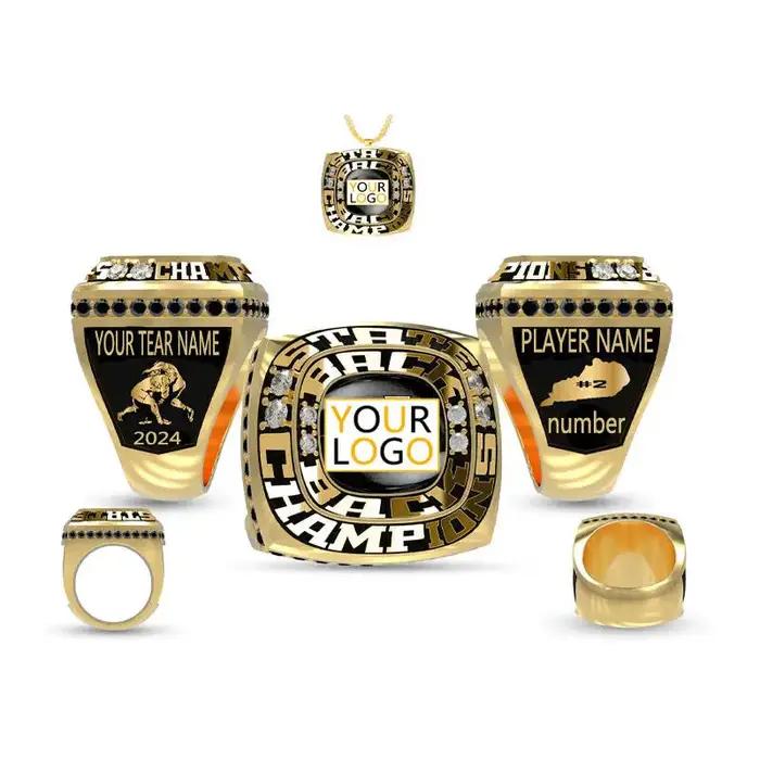 Bague de championnat de conception personnalisée. Personnalisable avec noms et numéros.