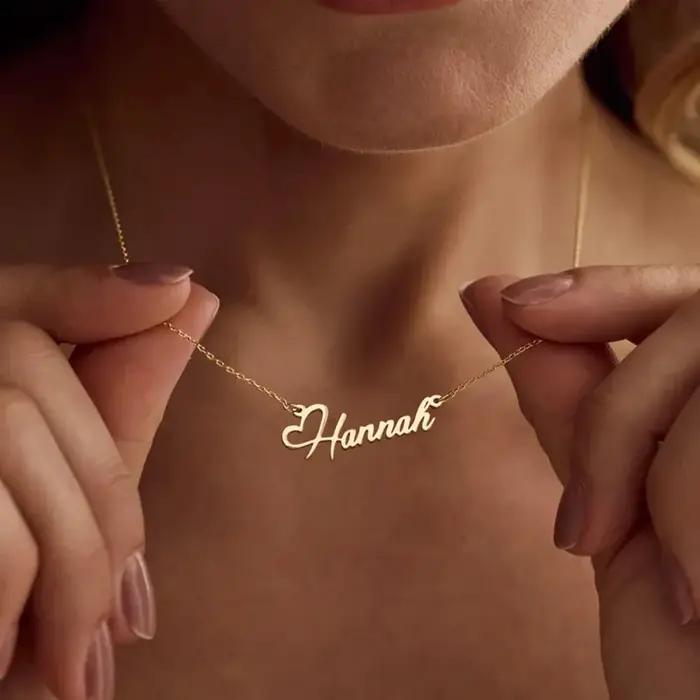 Collier Cœur Personnalisé pour Femme, Plaqué Or 18 carats, Bijou Minimaliste Délicat, Cadeau d'Anniv