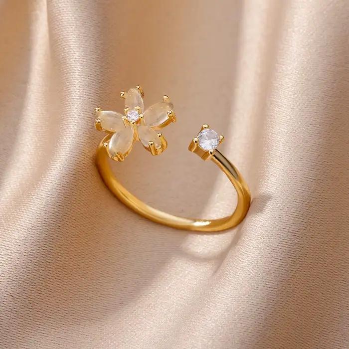 Bagues à fleurs opale pour femmes