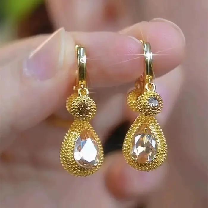 Boucles d'Oreilles Forme Café Scintillantes en Diamant Brun pour Femmes Occasions Spéciales Élégantes Polyvalentes