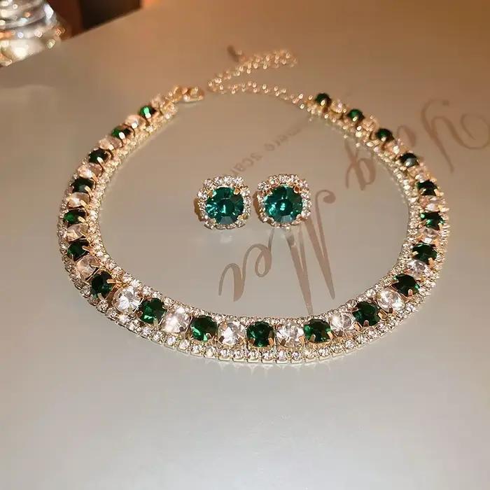 Collier et boucles d'oreilles en cristal avec motifs géométriques pour femmes, ensemble de bijoux tendance pour mariage et soirées festives