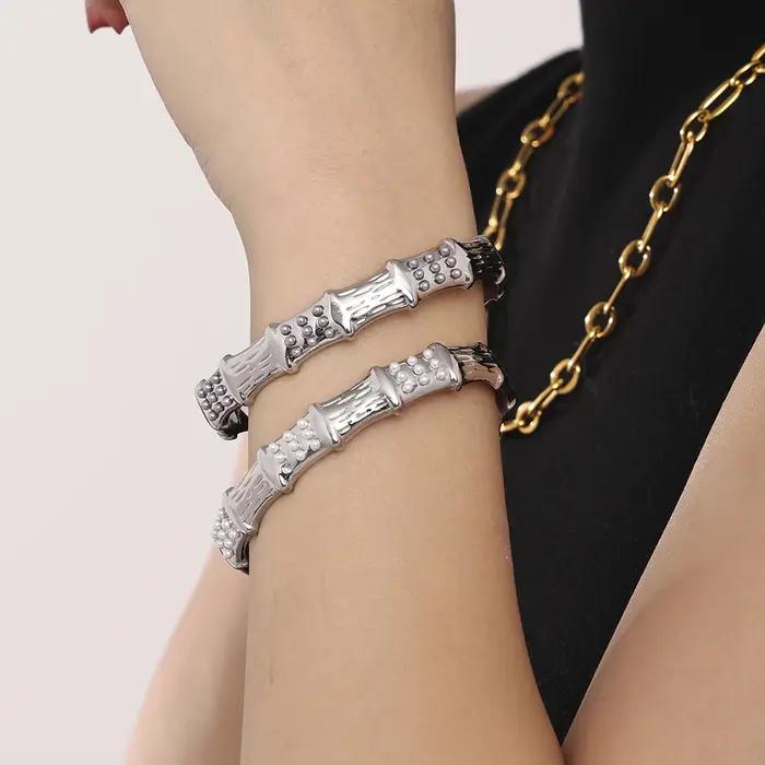 Bracelet unique plaqué or 18 carats pour femme