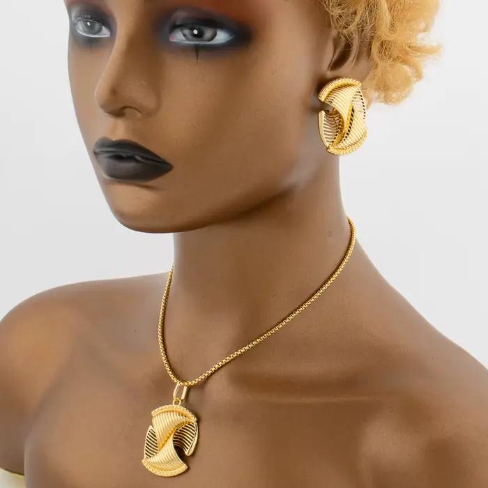 Ensemble de bijoux plaqués or pour femmes