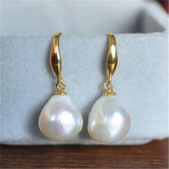 Boucles d'oreilles en perles baroques blanches naturelles