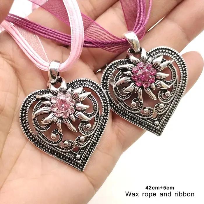 Collier pendentif gravé en forme de cœur avec tracker d'humeur et rappel de message pour femmes, bijou multicolore pour occasions spéciales et cadeaux festifs