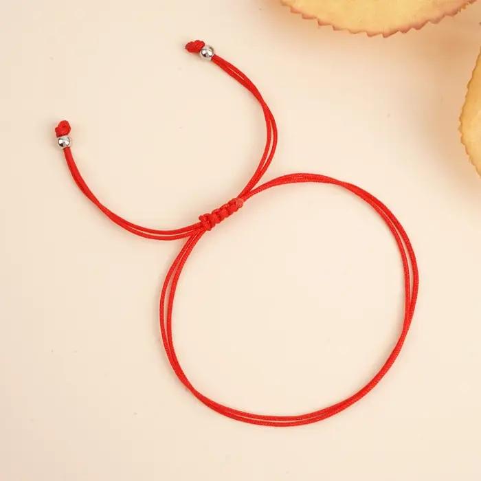 Bracelet en corde rouge et chaîne porte-bonheur de guérison faite à la main style boho minimaliste pour femmes et hommes occasion festival