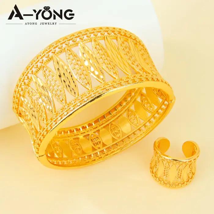 Ensemble de bijoux en or 24 carats pour femmes