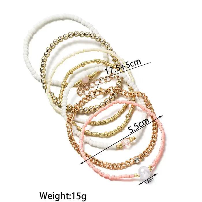 Ensemble de bracelets bohémiens multicouches empilables pour femmes, chaînes de poignet colorées, perles mixtes, style bohème élégant pour occasions spéciales
