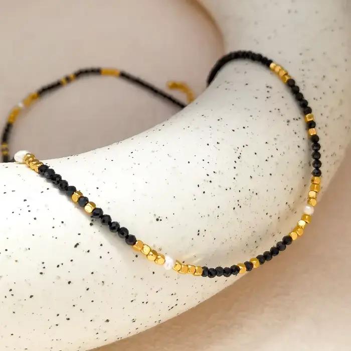 Bijoux rétro une couche Vintage tempérament couleur or collier de perles noires pour femmes fille offre spéciale accessoires livraison directe