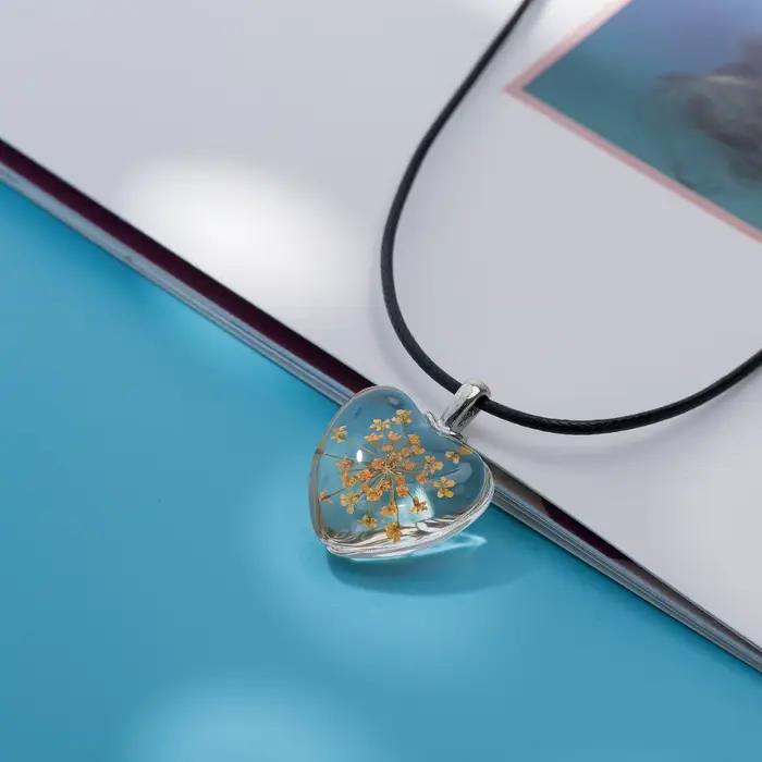Pendentif en verre de coeur de pêche d'amoureux pour les femmes