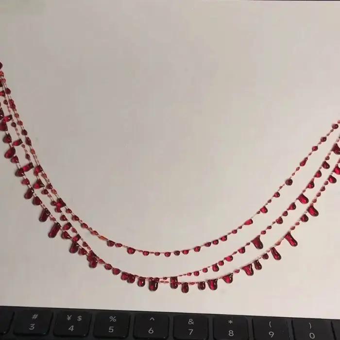 Collier Goutte de Sang en Résine Rouge pour Femme