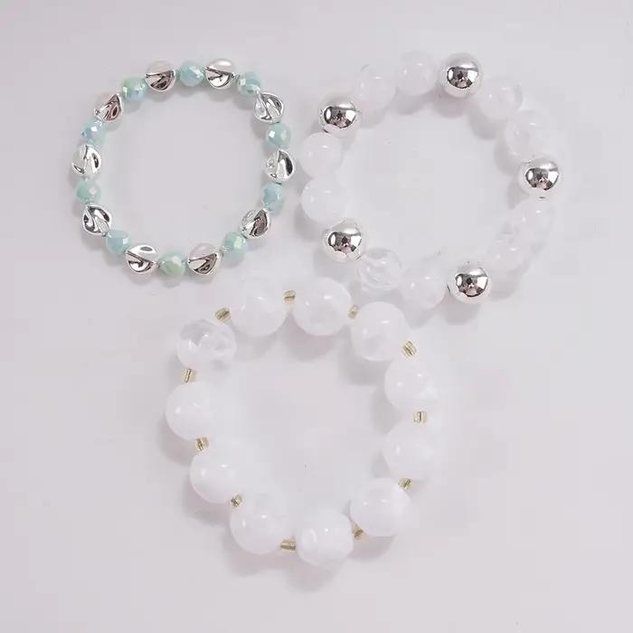 Ensemble de 3 Bracelets Perles Orange Vif – Bijoux Audacieux et Empilables pour Tenues Élégantes et Rendez-vous Décontractés