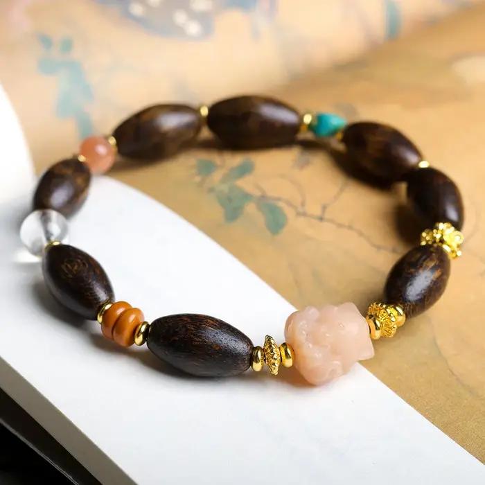Bracelet en bois d'agar de Malaisie occidentale au design original : Nouveau style chinois avec racine de Bodhi