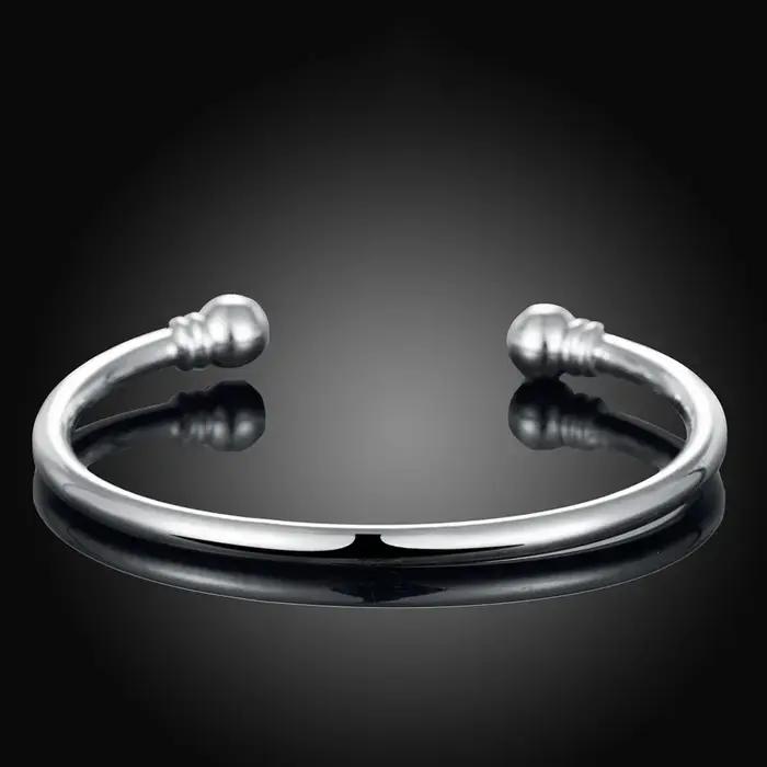 Bracelet de manchette en argent 925 pour femmes élégantes modernes pour occasions festives et cadeaux de Noël