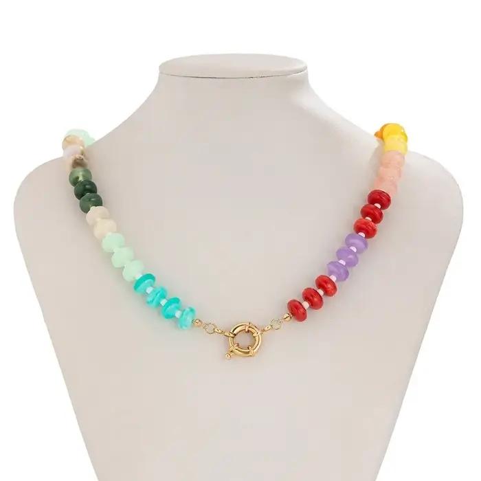 Collier ras du cou vintage bohème multicolore en acrylique pour femmes occasions spéciales style unique fantaisie fantaisiste décoration décontractée