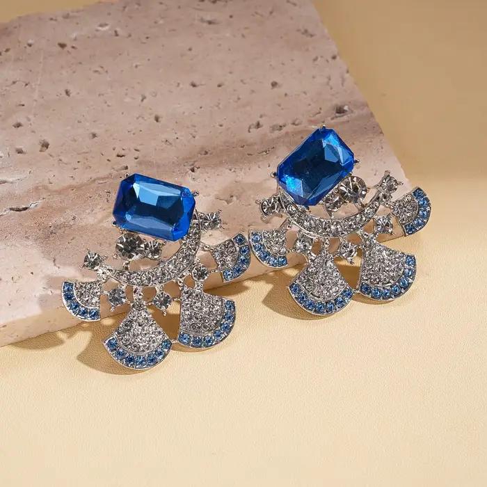 DIGADAGU métal festonné strass géométrique boucles d'oreilles nouvelles boucles d'oreilles glamour élégantes femmes fête bijoux accessoires