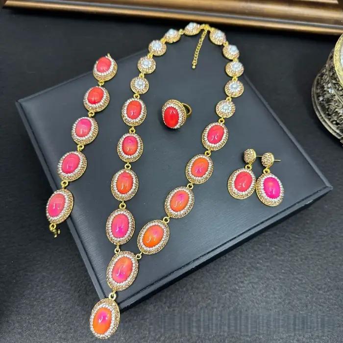 Ensemble de bijoux vintage de luxe en cristal de quartz avec perles d'eau douce pour femmes occasions spéciales soirée mariage anniversaire quotidien