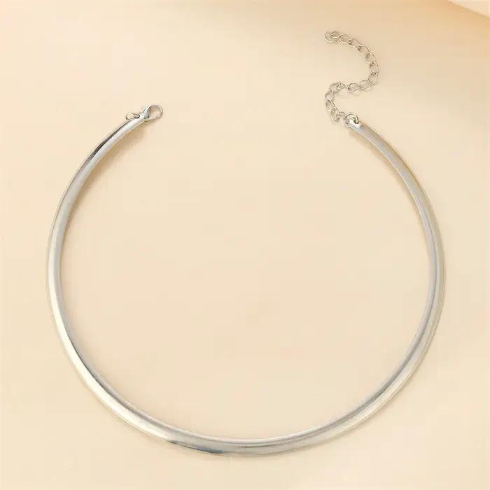 Collier Ras du Cou en Forme de Cercle Épais pour Femme