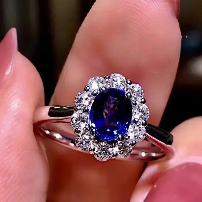 Bague saphir classique exquise pour femmes