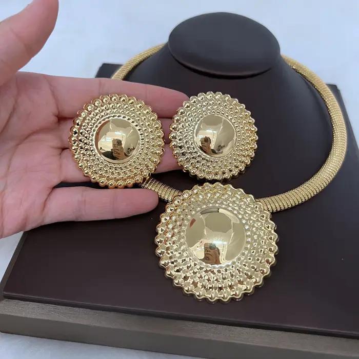 Ensemble de bijoux plaqués or YM pour femmes avec collier et boucles d'oreilles en perles rondes, idéal pour les mariages, accessoires de mariée, cadeau pour occasions spéciales
