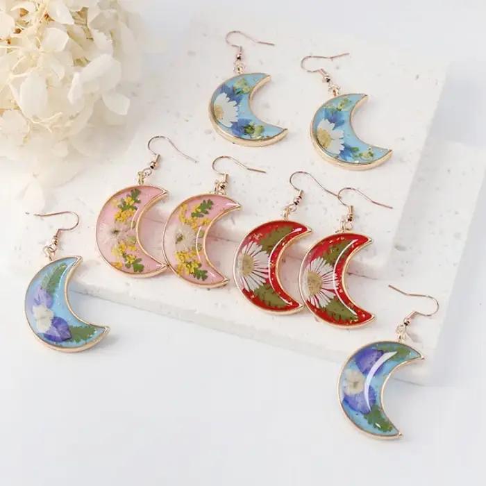 Boucles d'oreilles en résine époxy avec fleurs pressées personnalisables, bijoux naturels et élégants pour femmes occasions spéciales