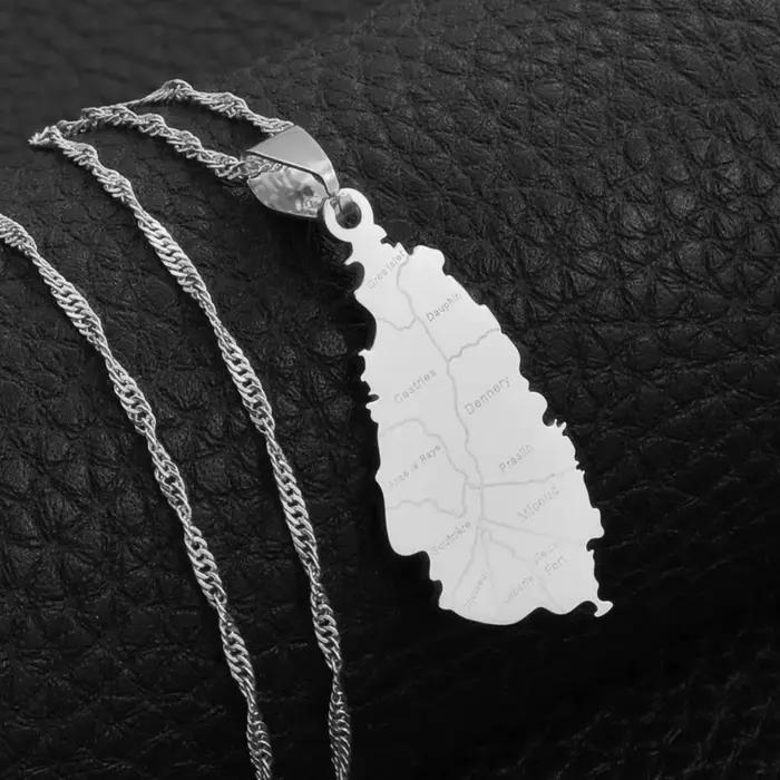 Collier Anniyo Saint Lucia avec pendentif carte des villes pour femme, bijoux couleur or, chaînes et pendentifs des villes de Saint Lucia # 120521