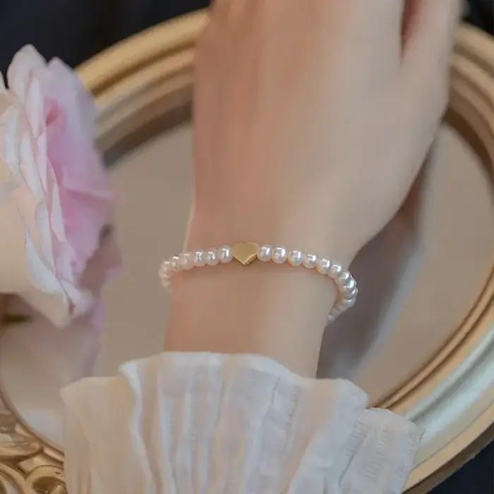 Bracelet en forme de cœur et de perles pour femmes
