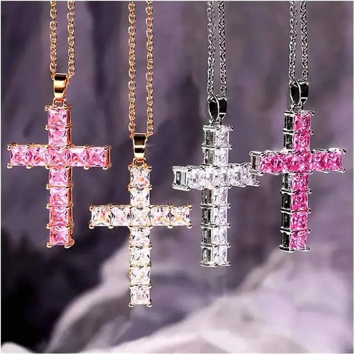 Colliers avec pendentifs multicolores en or pour femmes