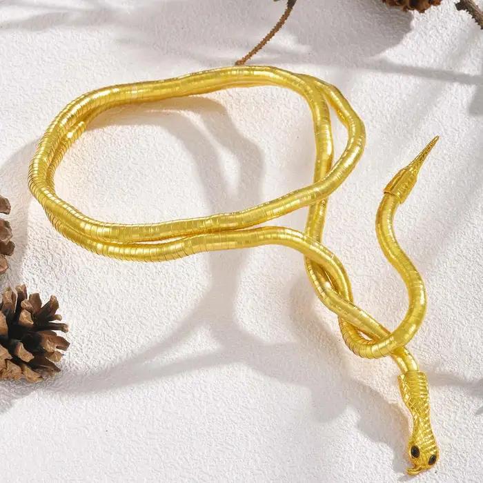 Collier serpent en métal doré pour femmes, style punk et multicouche, cadeau idéal pour les occasions spéciales comme l'anniversaire, la fête des mères et plus encore