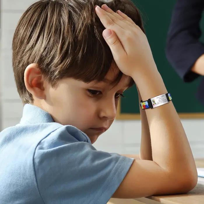 Bracelet Aspergers d'autisme personnalisé pour petite fille