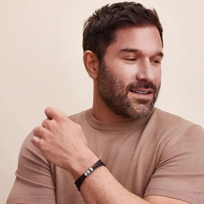 Bracelet personnalisé gravé avec un nom
