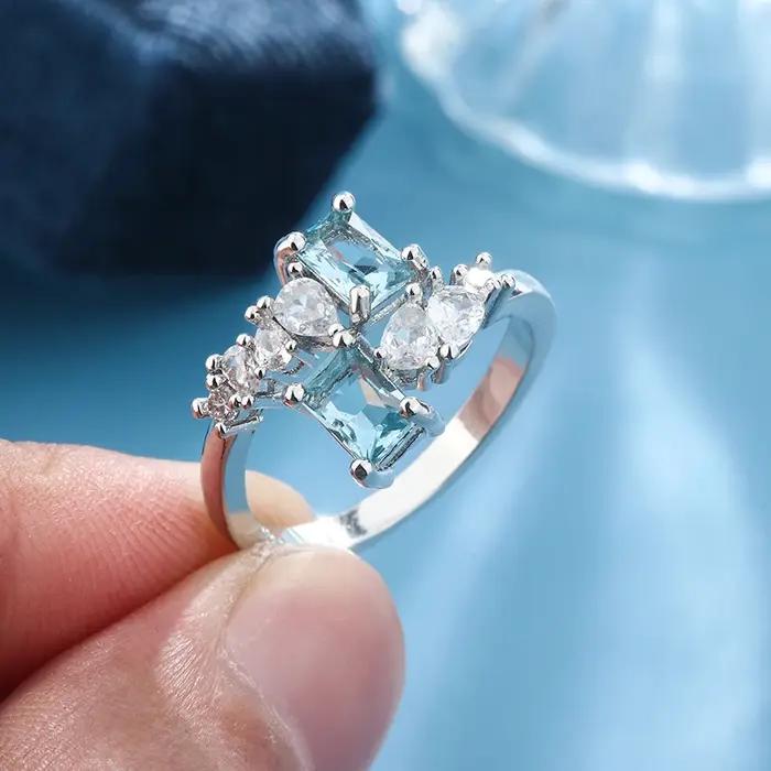 Bague exquise pour femmes