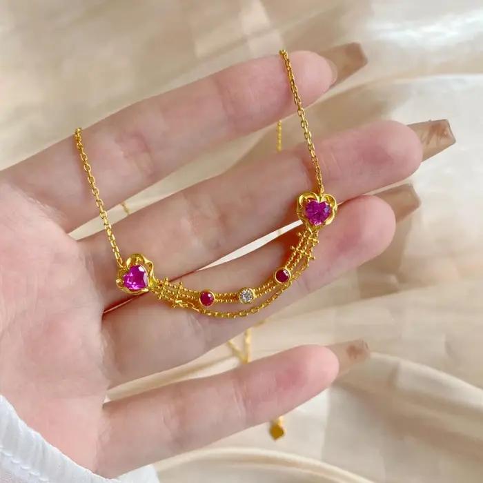 Collier en chaîne de perles rondes multicouches avec incrustation de pierres précieuses roses, desig