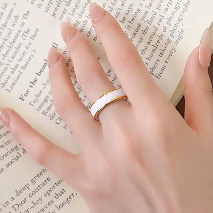 Bague à facettes en céramique dorée exquise pour femmes, 15 styles, mode minimaliste, matiques de couple, bandes de fiançailles, bijoux de mariage